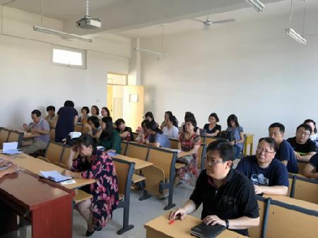 全体教师参与投票