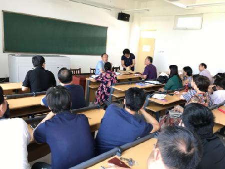 陈桂清副书记宣读干部提拔要求